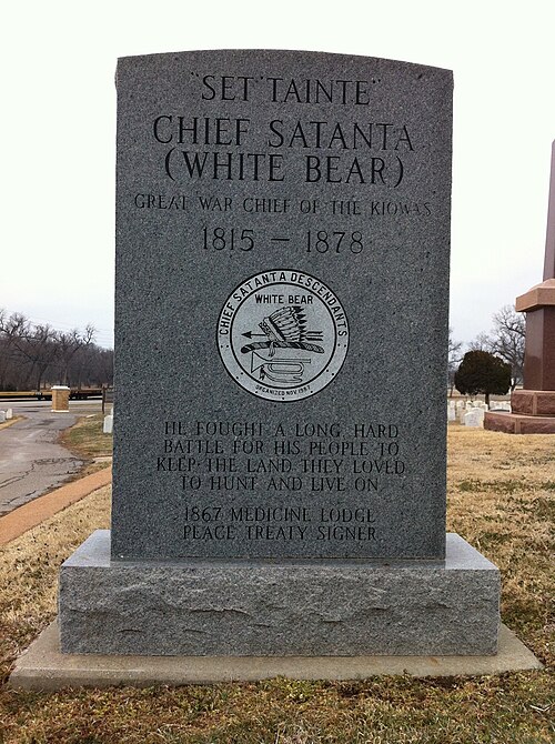 File:Grave of Chief Satanta (White Bear).jpg