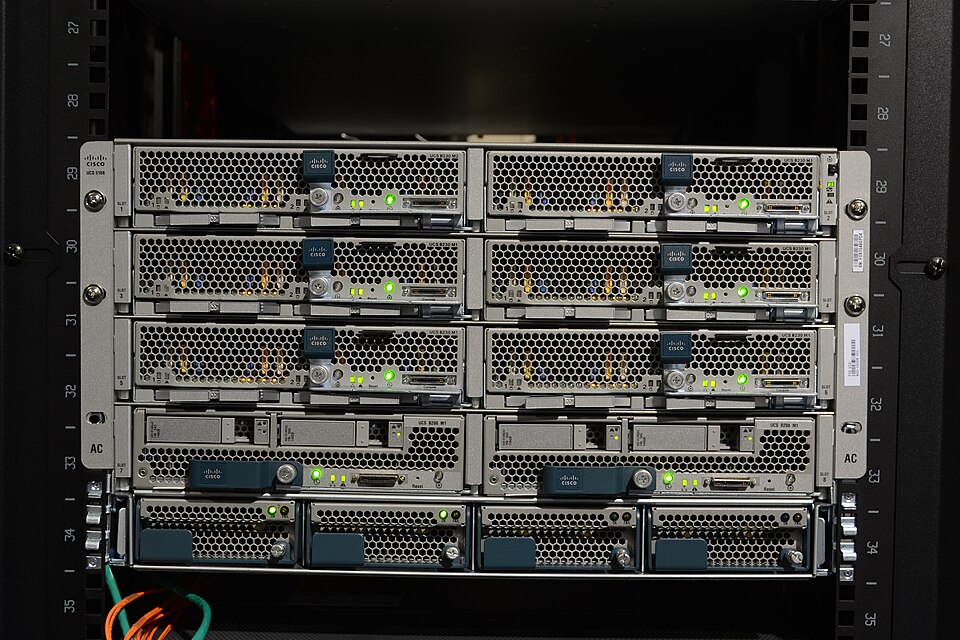 File:CiscoUCS.JPG