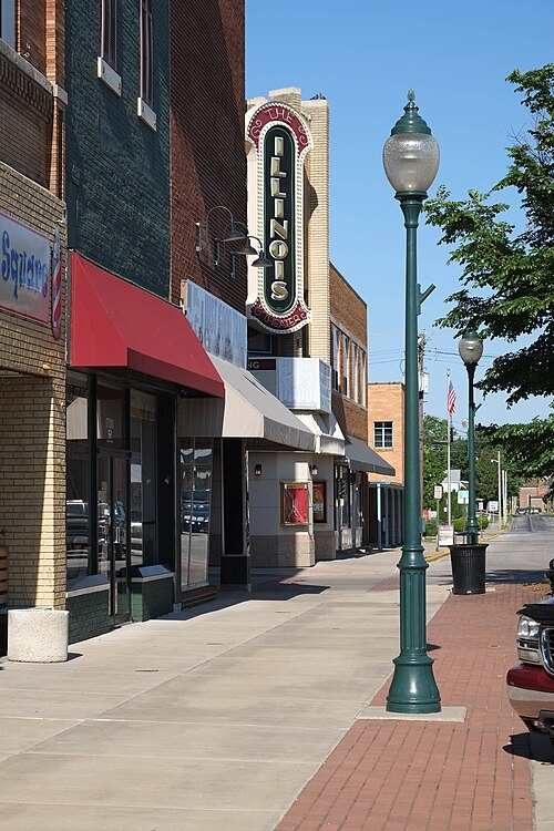 File:Jacksonville, Il (35177474476).jpg