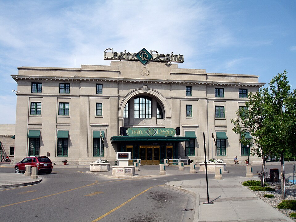 File:Casino Regina.jpg