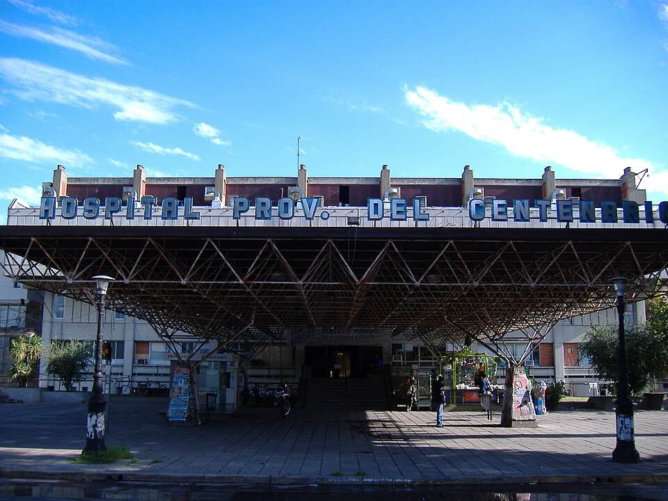 File:Hospital Centenario Rosario 1.jpg