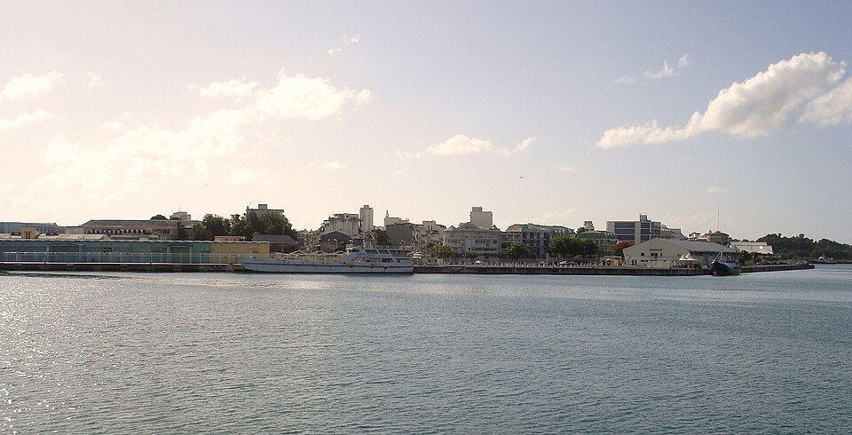 File:Pointe-à-Pitre.JPG