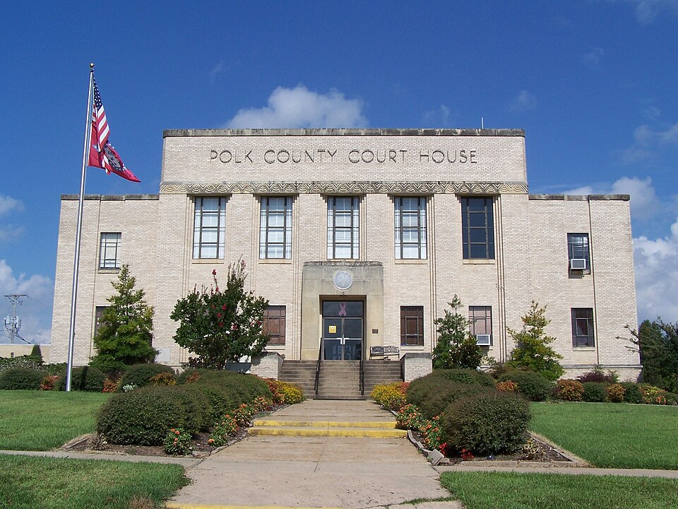 File:Polk Co. Courthouse.JPG