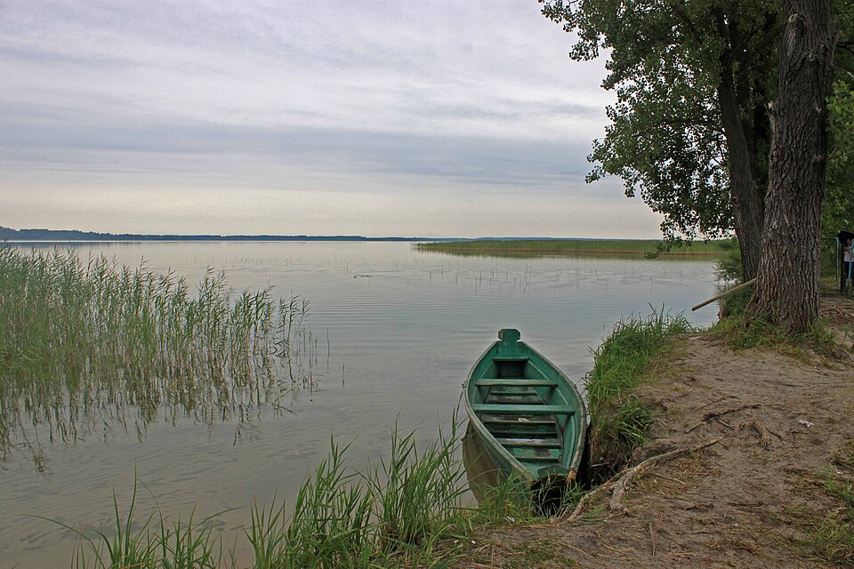 File:Озеро Світязь 1.JPG