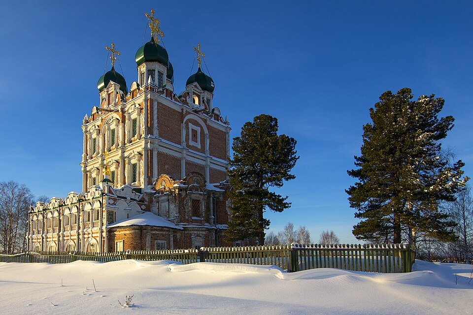 File:Собор Введенский, Сольвычегодск.jpg