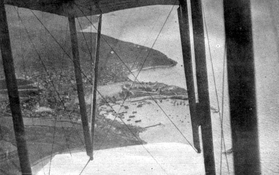 File:Aerial view Dardanelles town 1915 1.jpg