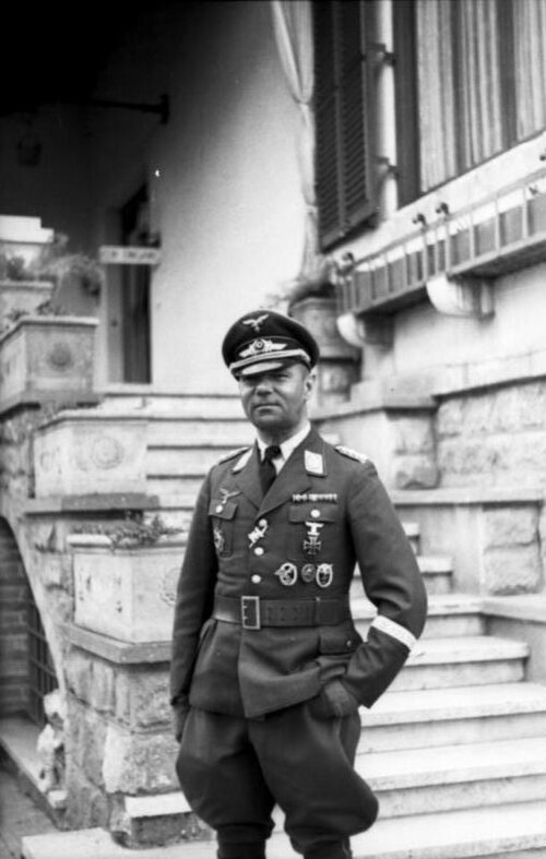 File:Bundesarchiv Bild 101I-579-1962-23, Italien, Alfred Schlemm.jpg