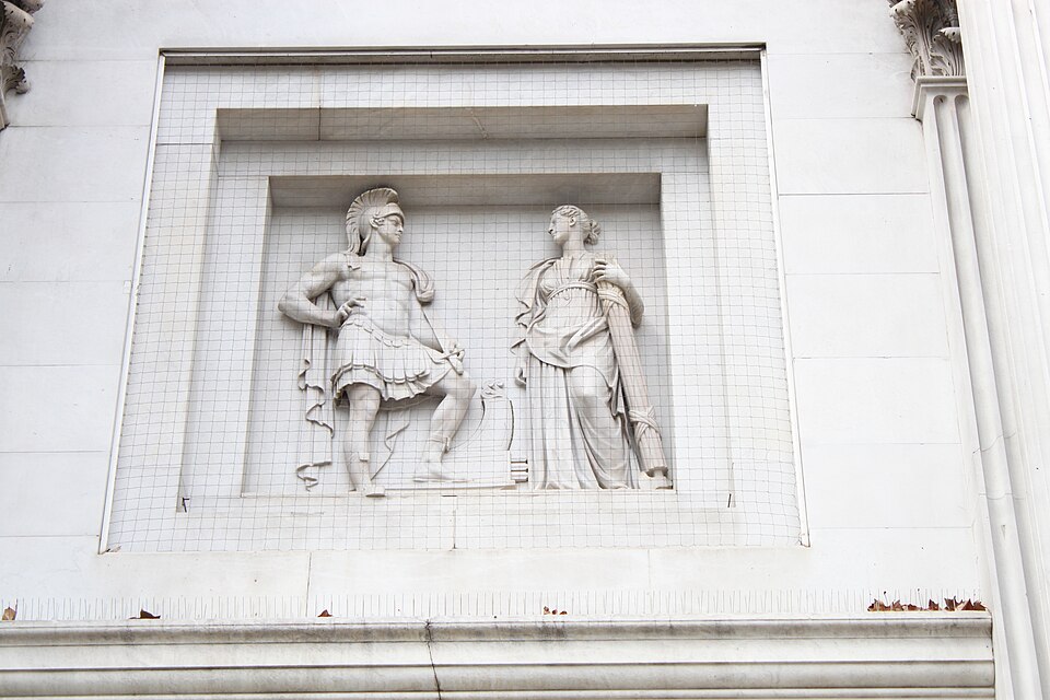 File:Marble Arch Carving 3.JPG