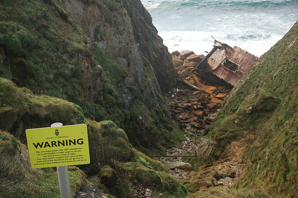 File:Mulheim wreck 2013.jpg