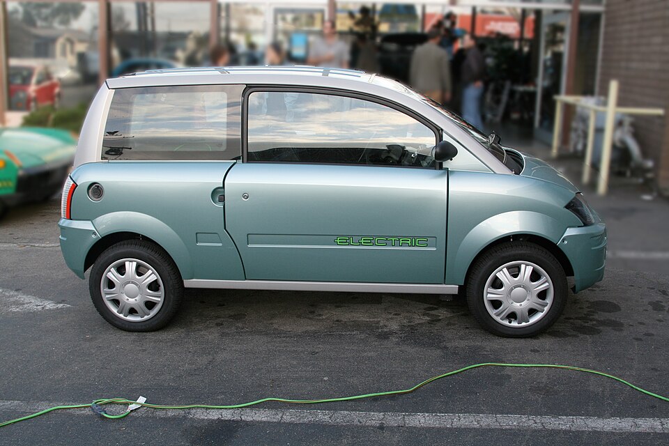 File:NEV-ZENN-MistBlue-RS0253.JPG