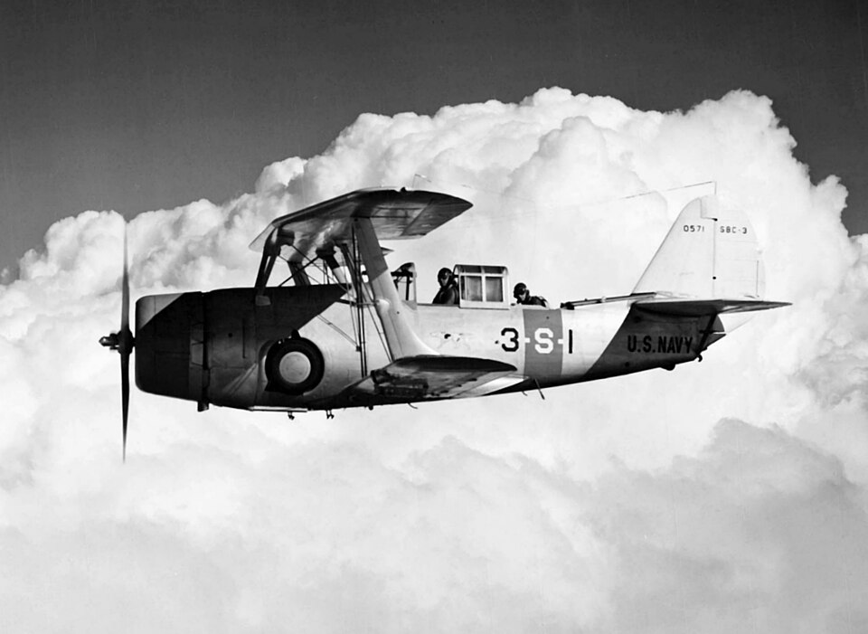 File:SBC-3 Helldiver VS-3 in flight c1939.jpeg