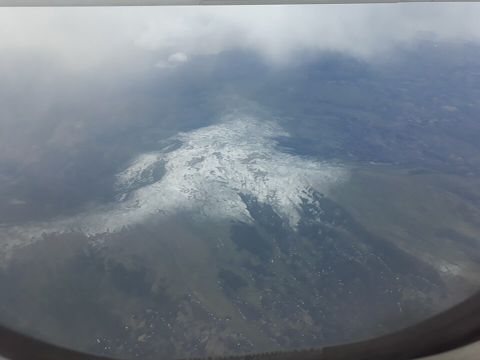File:View on Mt Chokwe.jpg