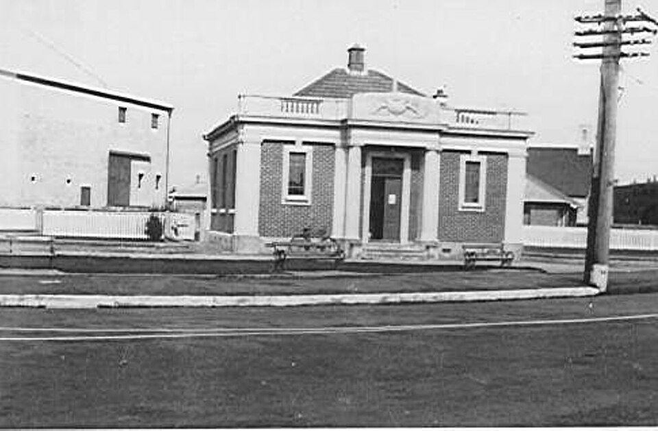 File:Foxton Museum, New Zealand.jpg