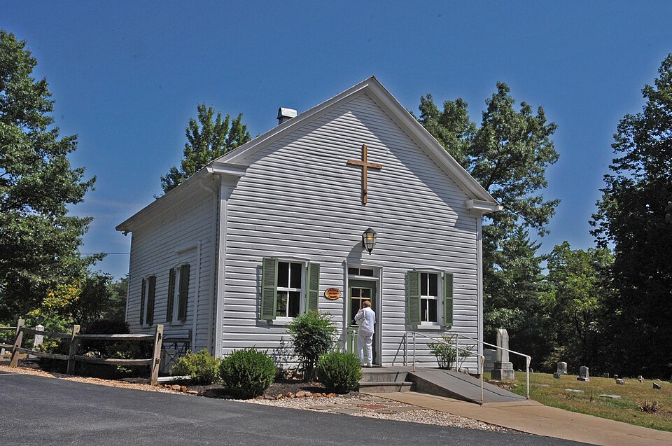File:HEDGES CHAPEL, BERKELEY COUNTY, WV.jpg