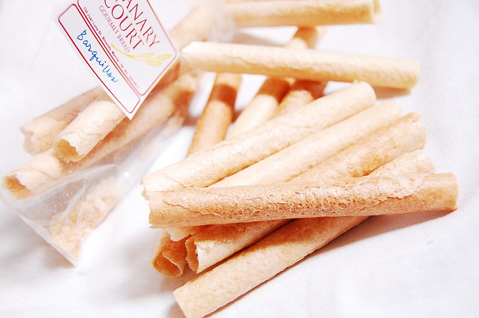 File:Barquillos opened pack with label.jpg