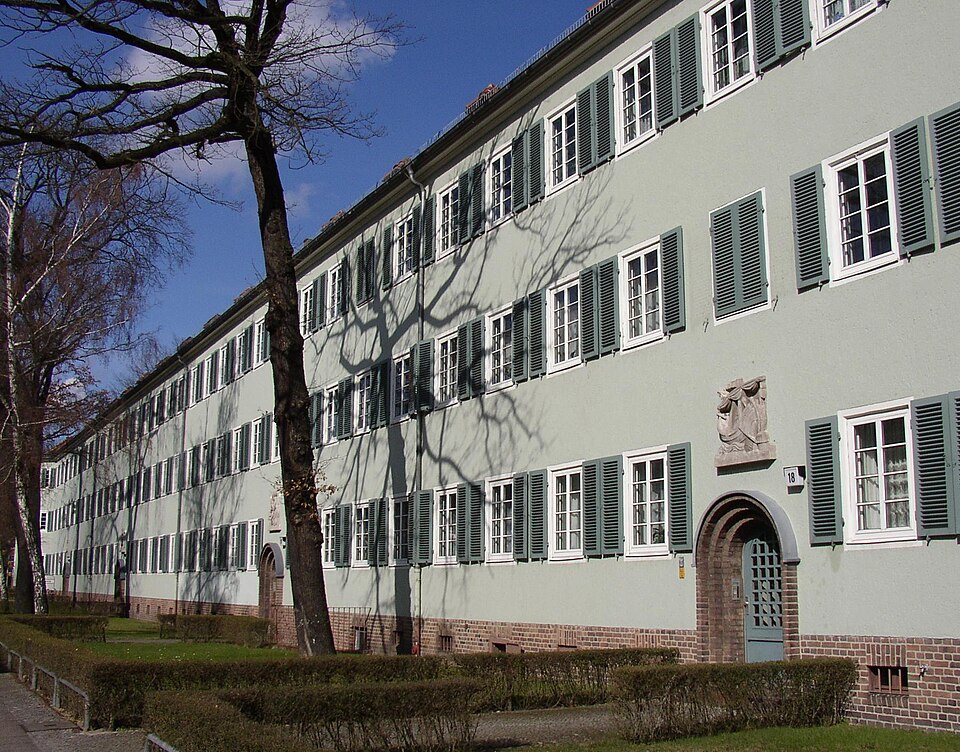 File:Berlin Dieppelstr 18.jpg