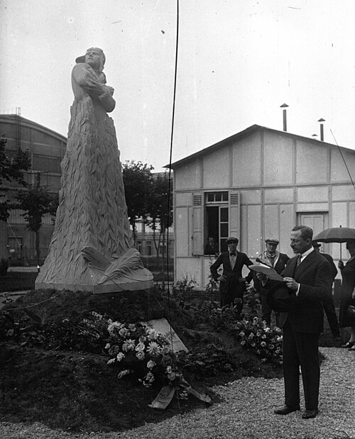 File:Bokanowski-Romanet-1927.jpg