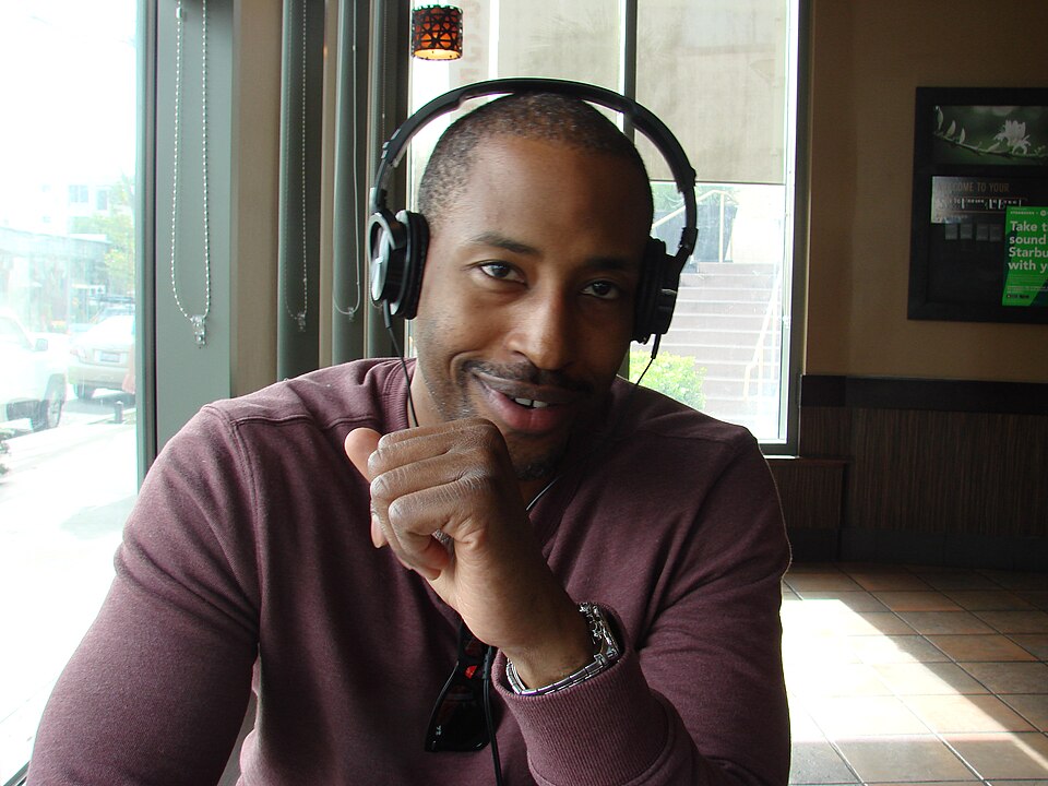 File:Dwayne Perkins 2016.JPG
