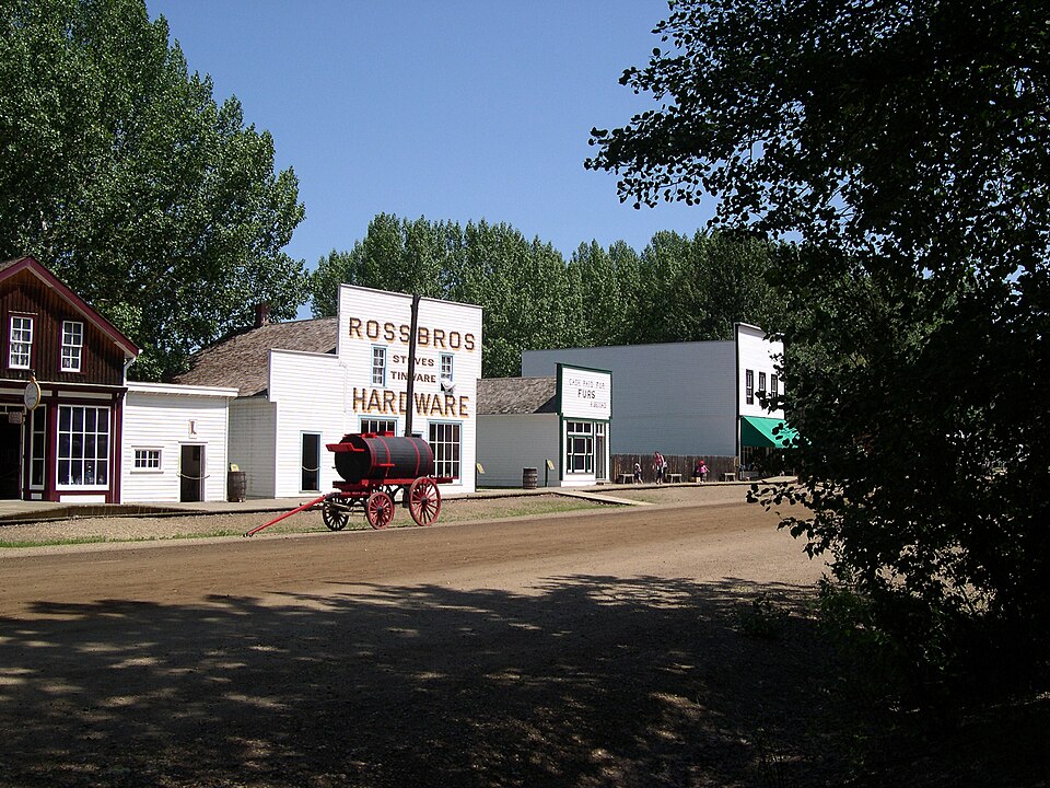 File:Fort Edmonton 1900.jpg