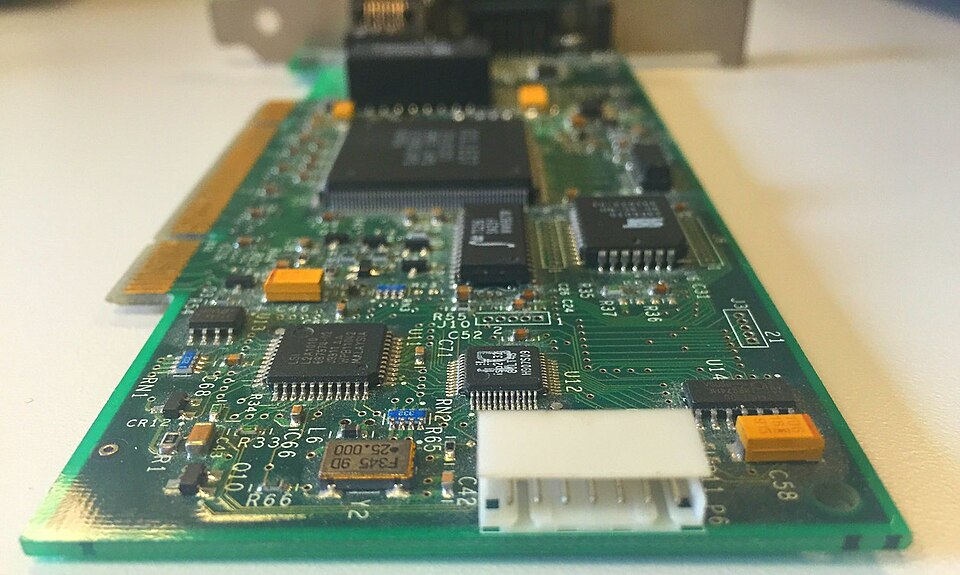 File:Wake on LAN connector.JPG