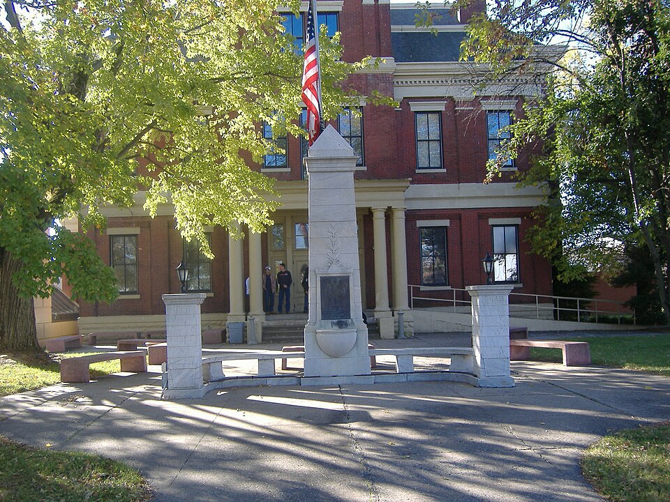 File:Confederate Memorial in Mayfield.JPG
