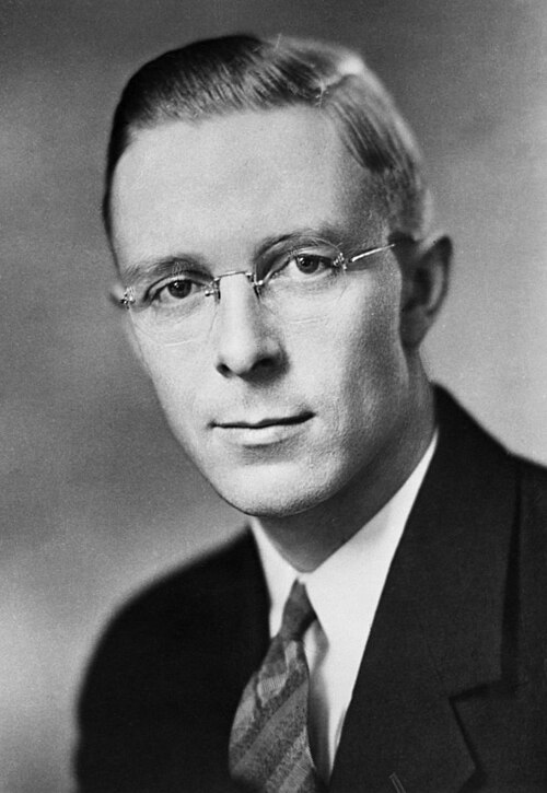 File:Ernest Manning.jpg