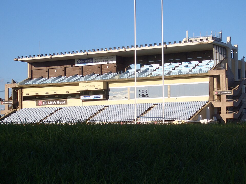 File:Wooloware Endeavour Field.JPG