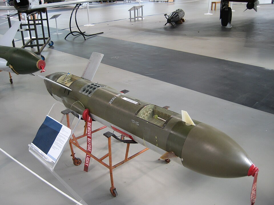 File:Cl-89 NATO AN USD-501.jpg