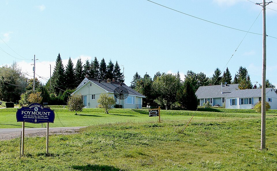 File:Foymount ON 1.JPG