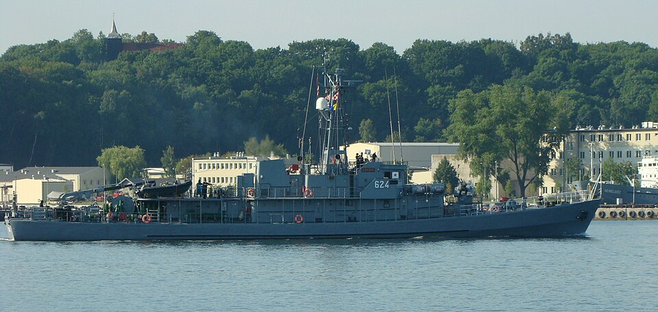 File:ORP Czajka p170809 DSC03268.JPG