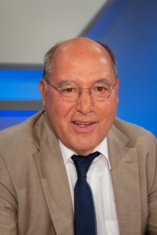 File:2019-08-28-Gregor Gysi-Maischberger-7202.jpg
