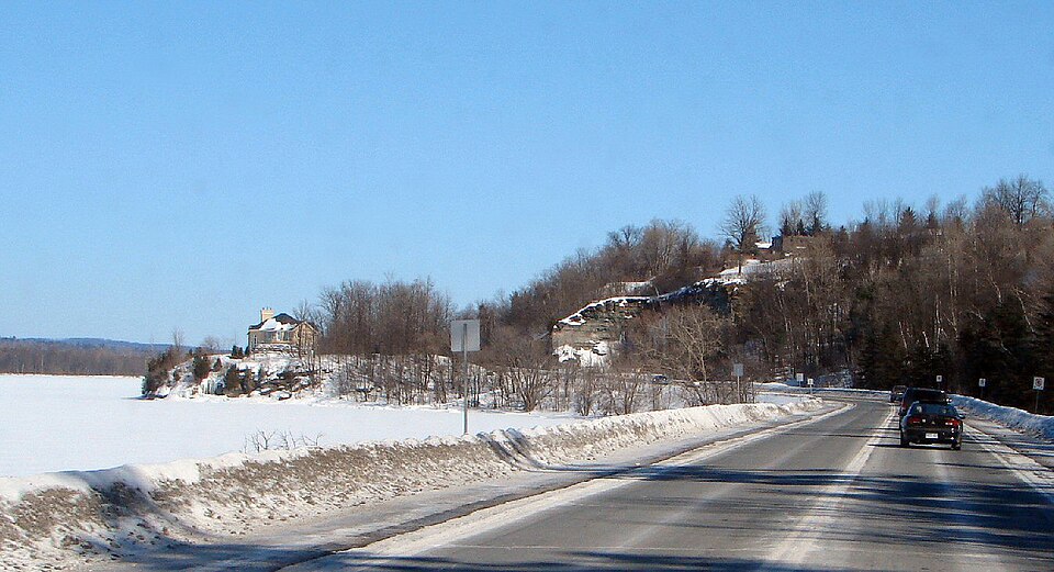 File:Hwy 174 Ottawa.JPG