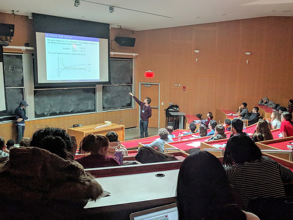 File:MIT ESP Splash 2018 Lecture Class.jpg