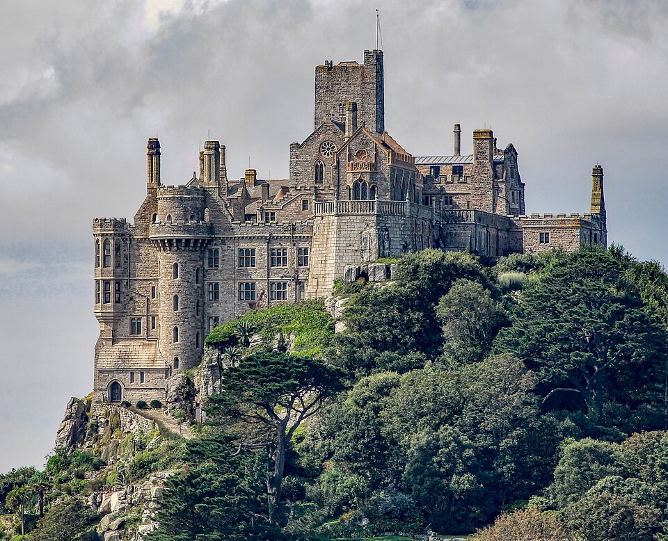 File:MOUNT CASTLE3web.jpg