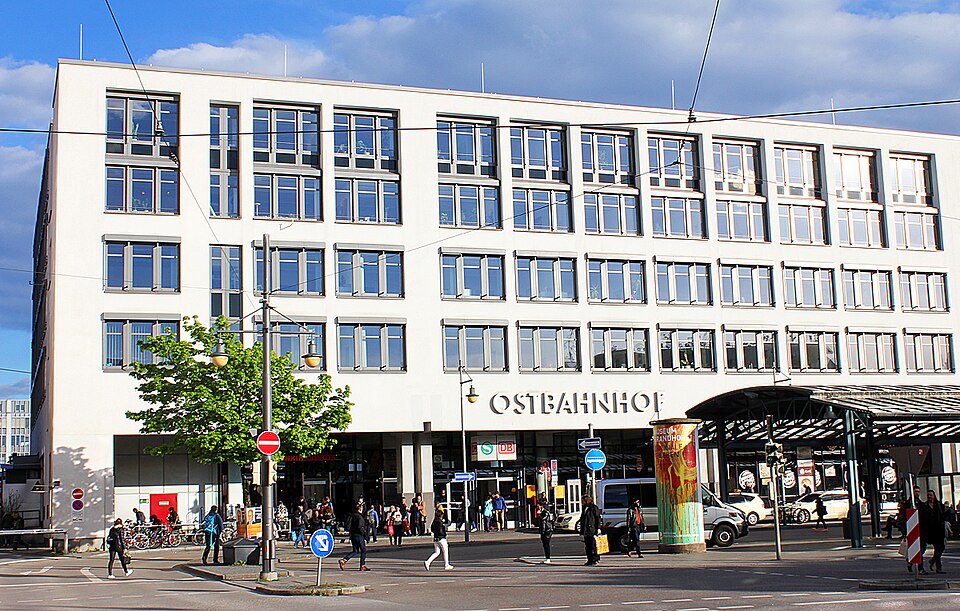 File:Munich Ostbahnhof Station May 2017.jpg