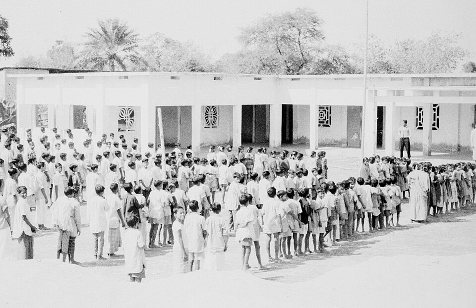 File:Bonpara St Josephs.jpg