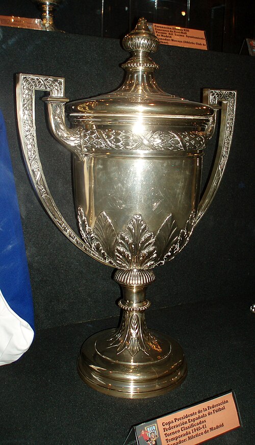File:Copa Presidente FEF de 1947 II.JPG