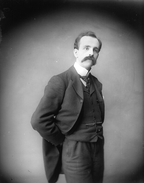 File:Ernest Brown (16477380168).jpg