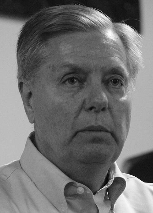 File:Lindsey Graham July 2015.jpg