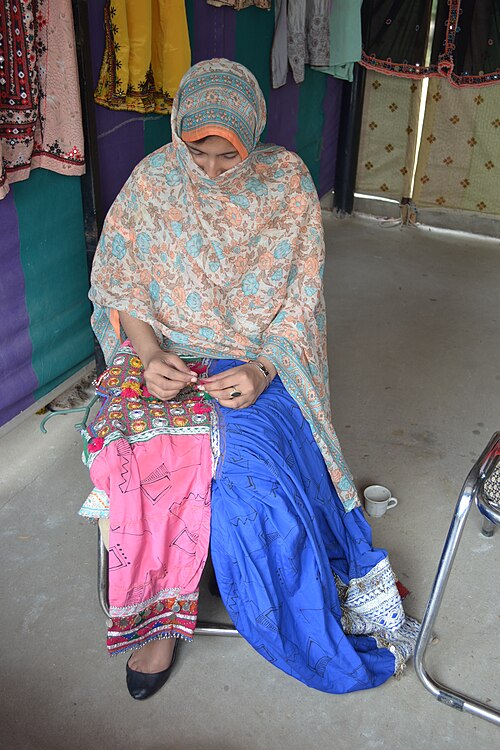 File:Pakistani Baloch Lady.JPG