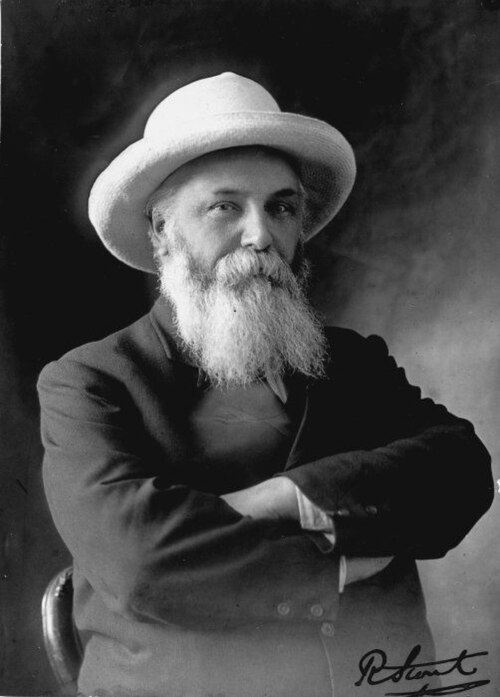 File:Robert Stout, ca 1919.jpg