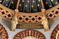 Angels in the apse