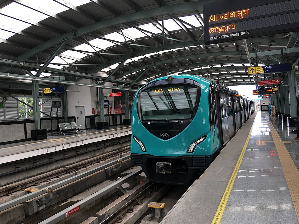 File:Beautiful Kochi Metro Train.jpg