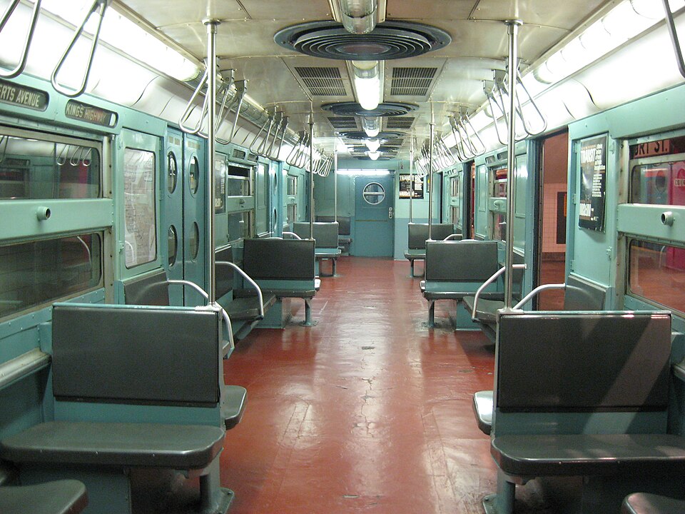 File:R34 Interior.jpg