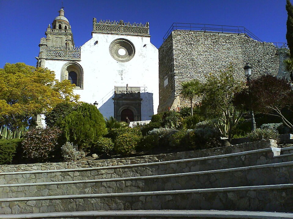 File:IglesiaSantaMaria frontal.JPG