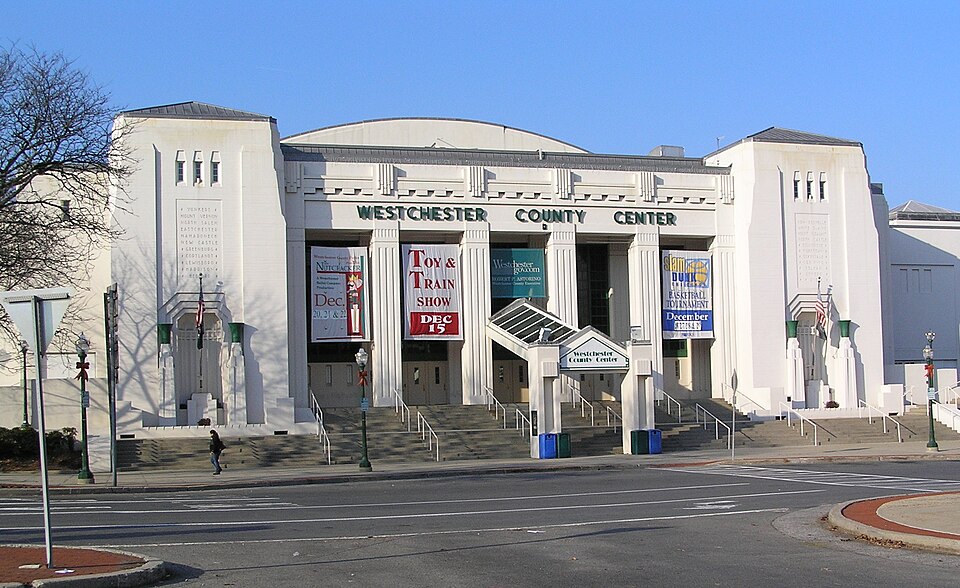 File:Westchester Couny Center December 3, 2013.jpg