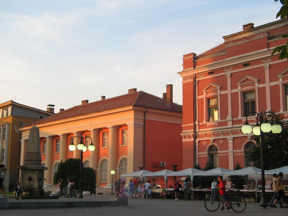 File:Zajecar centar.jpg