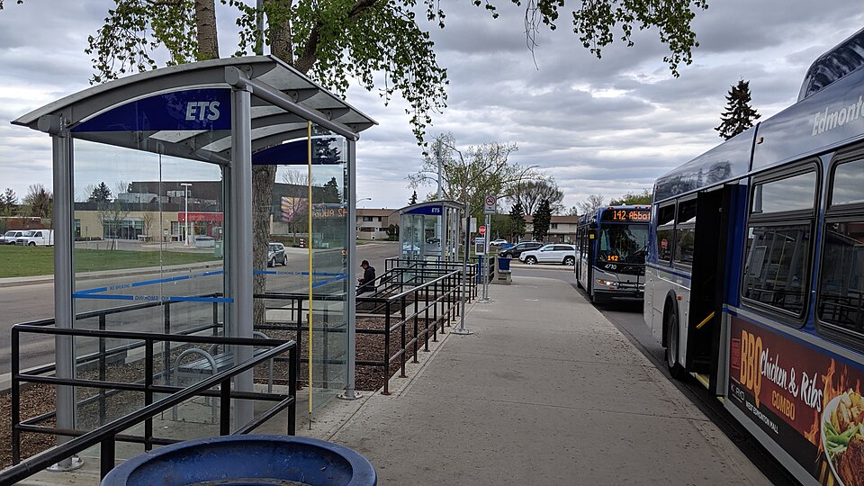 File:Abbottsfield Transit Centre 1001.jpg