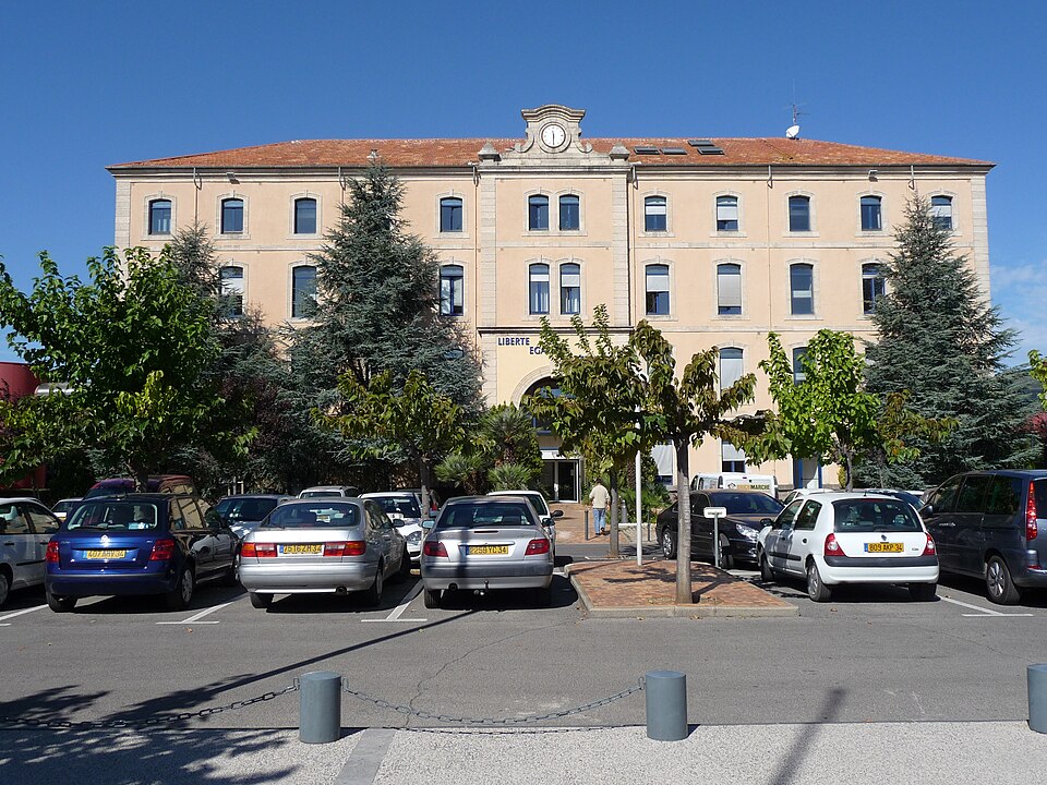File:Agde - Mairie03.jpg