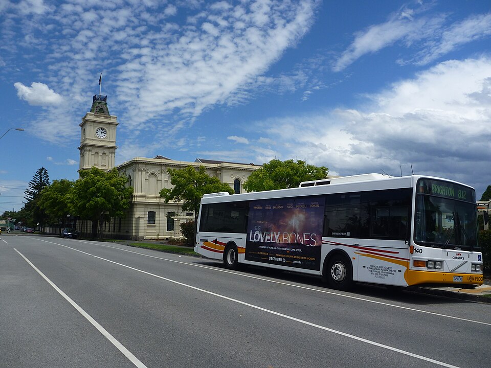 File:Brighton Town hall - panoramio.jpg